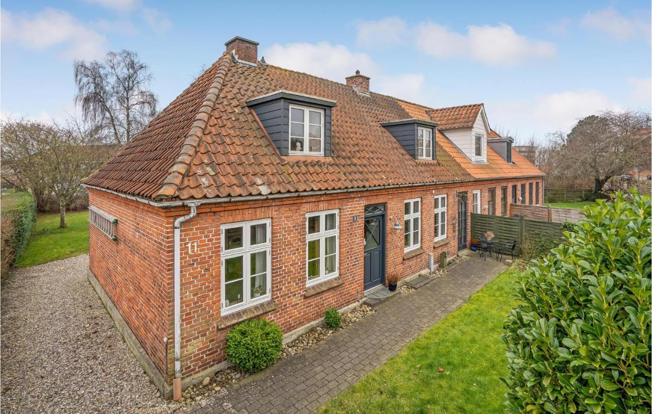Lovely Home In Sonderborg With Kitchen 外观 照片